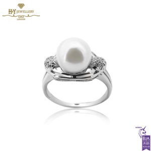 White Gold Pearl & Brilliant Cut Diamond Ring - 0.05ct-0