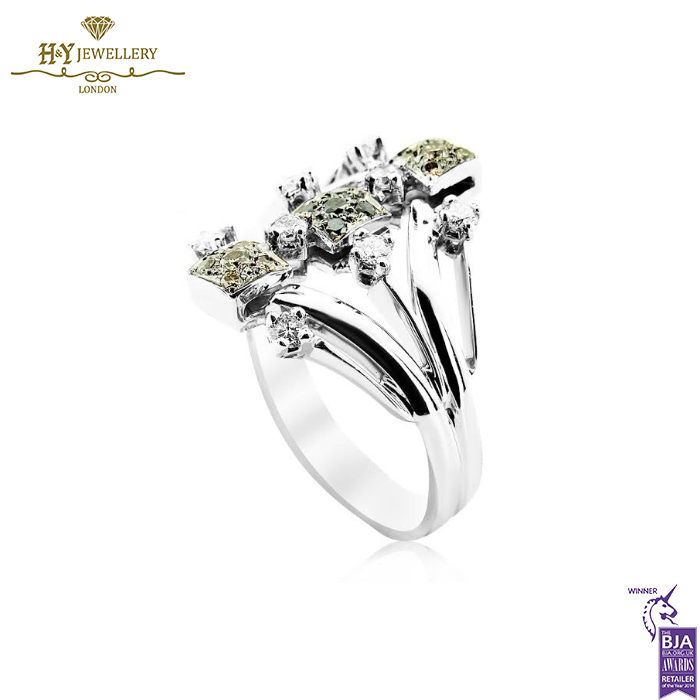 White Gold Brilliant Cut Colorless & Fancy Diamond Ring - 0.31ct-14129