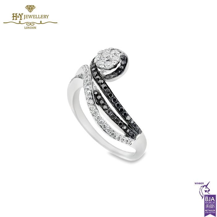 White Gold Brilliant Cut Diamond & Onyx Ring - 0.52ct-14268