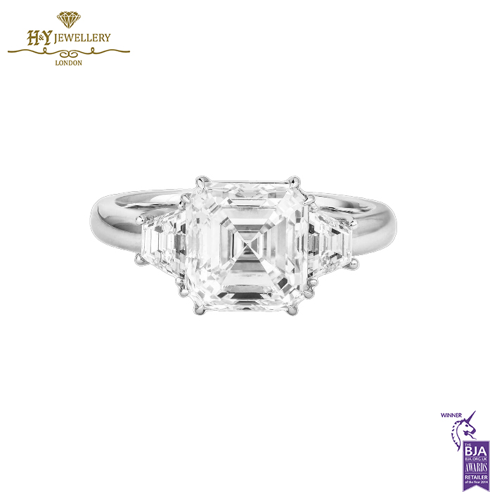 White Gold Asscher & Trapeze Cut Diamond Ring - 3.58ct-0