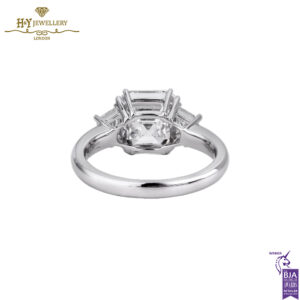White Gold Asscher & Trapeze Cut Diamond Ring - 3.58ct-14027
