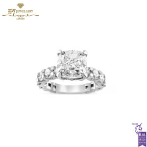 White Gold Cushion Cut & Brilliant Cut Diamond Ring - 5.83ct-0
