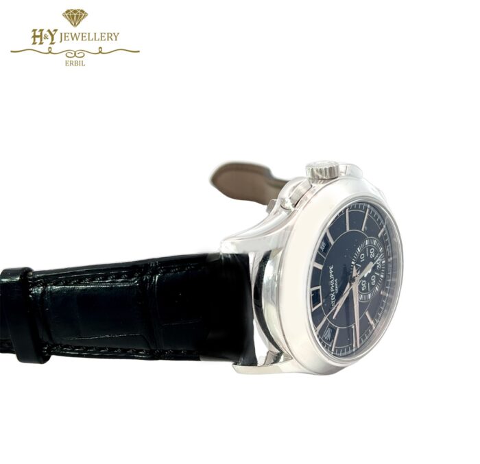 Patek Philippe Complications Platinum {DISCONTINUED} - ref 5905P-010-12438