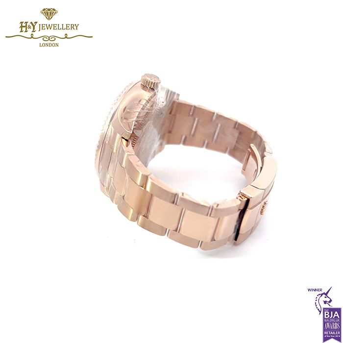 Rolex Sky-Dweller Rhodium Dial Rose Gold - ref 326935-16249