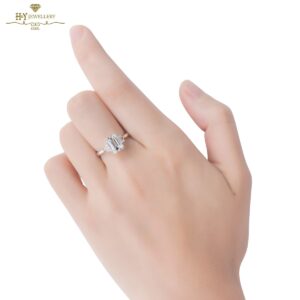 White Gold Emerald Cut & Trapeze Cut Diamond Ring - 2.32ct -9521
