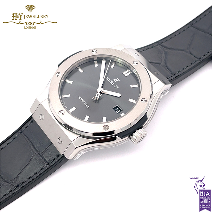 Hublot Classic Fusion Titanium Gray - ref 542.NX.7071.LR-17171