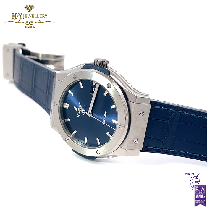 Hublot Classic Fusion Titanium Blue - ref 542.NX.7170.LR-17173