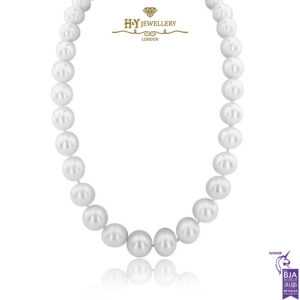 White Gold Pearl & Diamond Necklace - 0.18ct -0