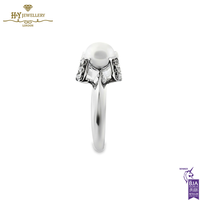 White Gold Pearl & Brilliant Cut Diamond Ring - 0.24ct-14298