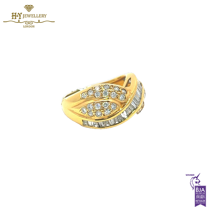 Yellow Gold Baguette & Brilliant Cut Diamond Ring - 0.86ct-14104