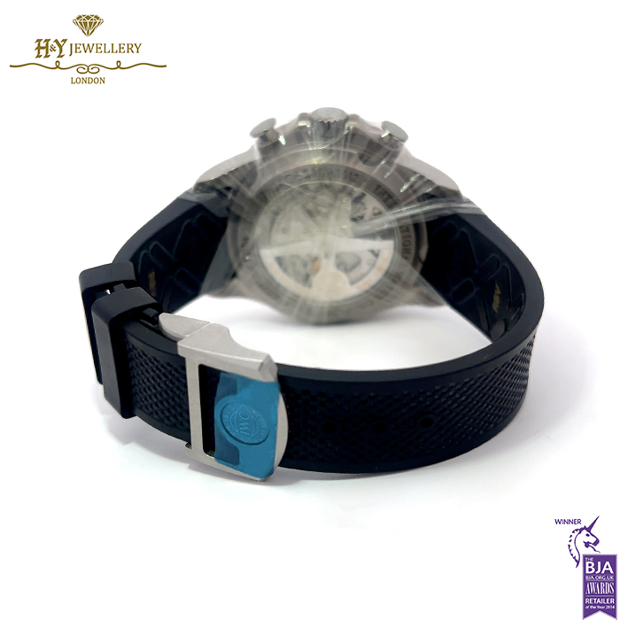 IWC Portuguese Yacht Club Chronograph Titanium {DISCONTINUED} - ref IW390212-15090