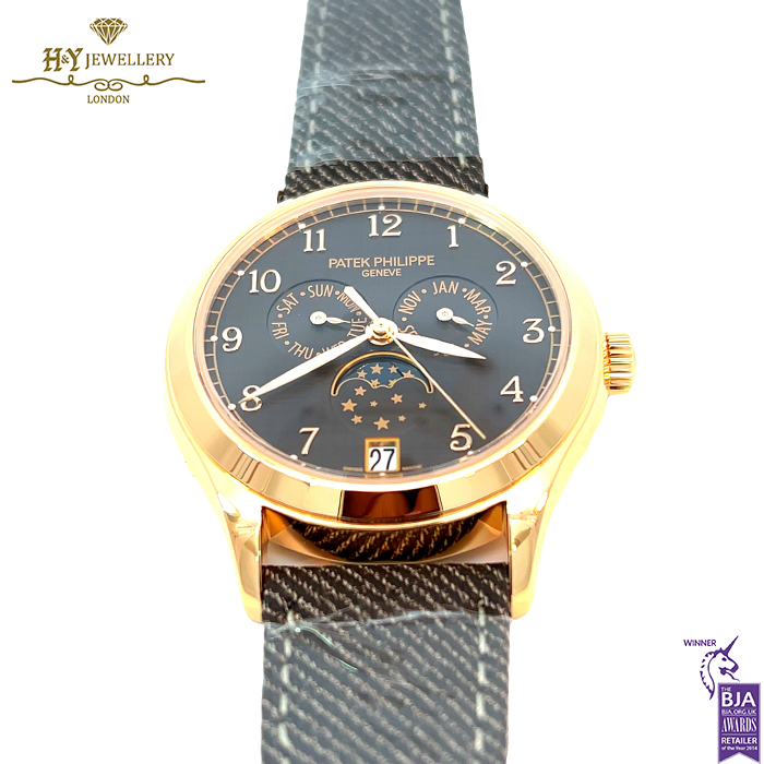 Patek Philippe Complications Annual Calendar Moon Phases Rose Gold - ref 4946R-001-17082