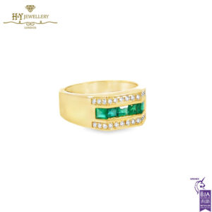 Men’s Yellow Gold Block Design Ring with Diamond & Princess-Cut Emerald - 1.17ct-18011